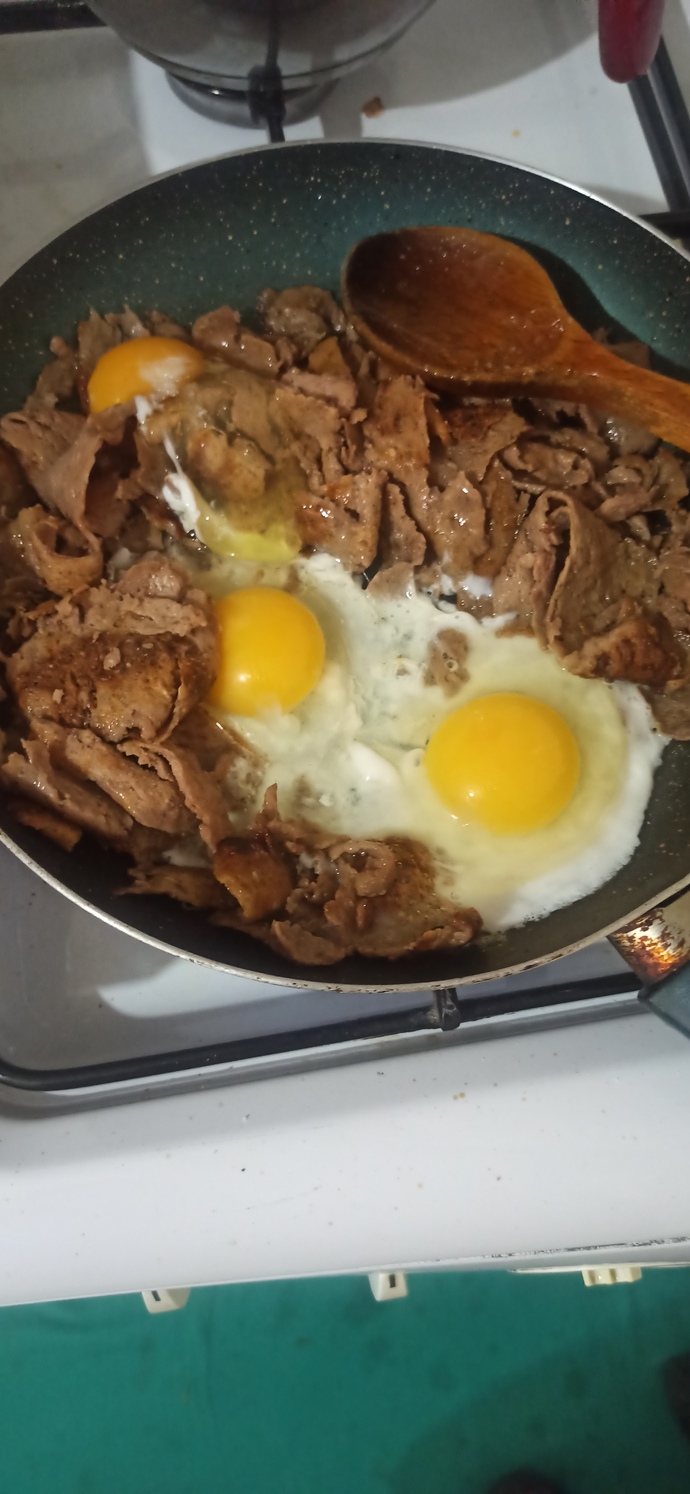 Dönerli yumurta denediniz mi?