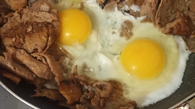 Dönerli yumurta denediniz mi?