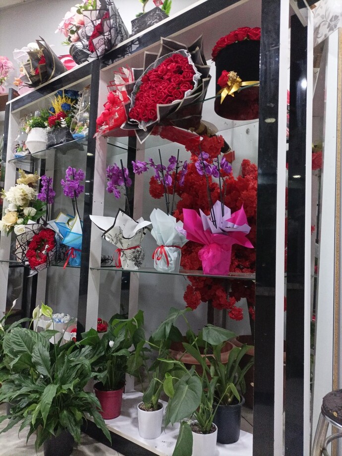 Gerçekten her kadın çiçek sever mi, kadınlar en çok hangi çiçekleri sever?