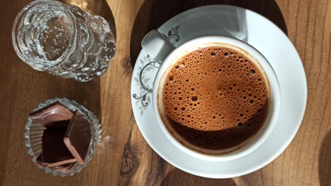 Günde kaç bardak kahve/ çay içersiniz?