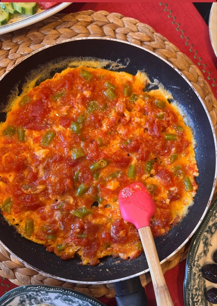 Menemen sever misiniz?