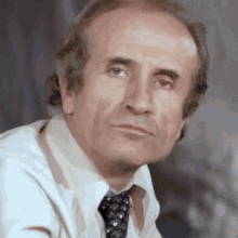 İki lokma yemek de gözünüz mü var bre