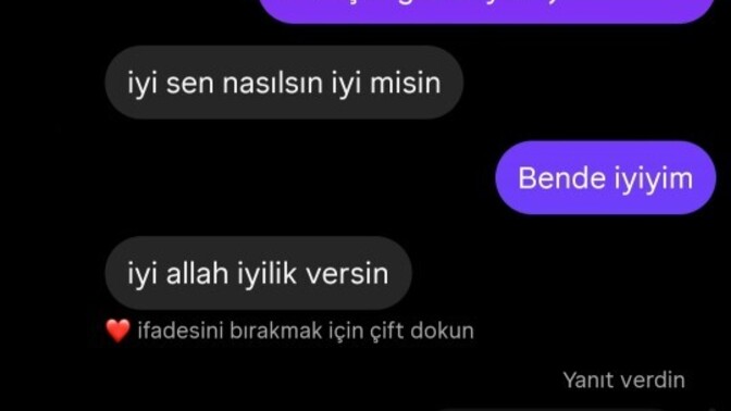 3 yılın ardından ilk defa ben yazdım, ama biraz mesafeli davrandı o şarkının bana gönderme olduğunu biliyorum neden böyle yapıyor?