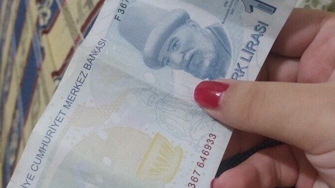 Babam bana aylar yıllar geçtikten sonra para verdi, sizce bu para bana kaç ay/yıl yeter?