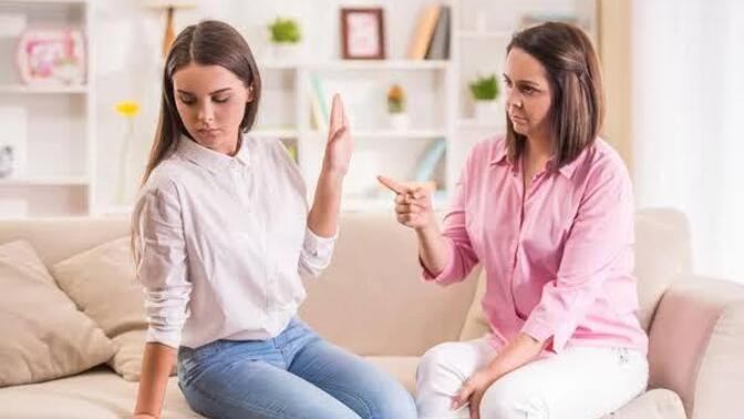 Ben dobra insanım diyenlerin çoğu aslında Patavatsız olduklarını bilmiyorlar mı?