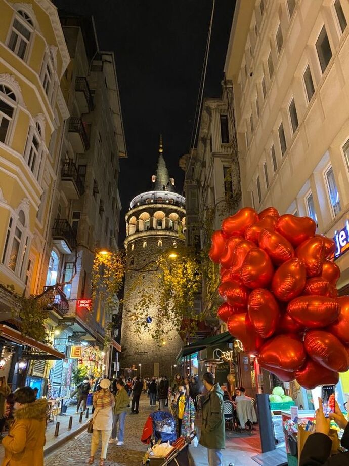 İnsan alıştığı acıyı, bilmediği mutluluğa tercih eder mi?