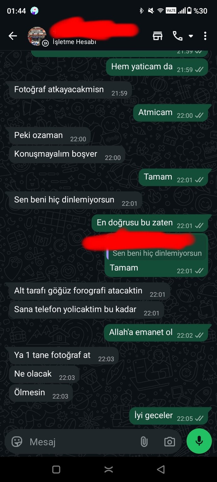 Telefoncu WhatsApp konuşmasında bana özel foto atıp tersledi, böyle bir işletme normal mi?