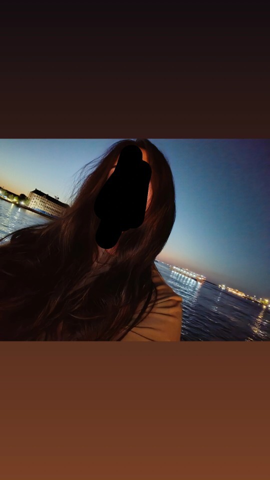 Saçlarım neden bu kadar dökülüyor olabilir ve neden bu kadar sertleşti?