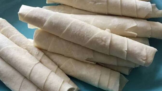 Günaydın, sizce de pişmemiş böreğin tadı ayrı bir güzel değil mi?