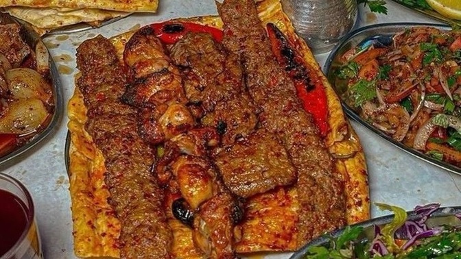 Dünyadaki tek bir yiyeceği ömrünüzün sonuna kadar yemek zorunda kalsanız, bu ne olurdu?