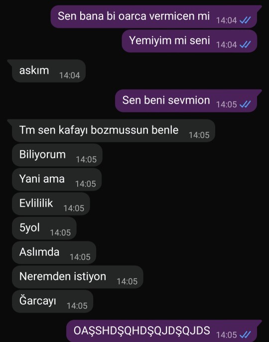Sevgilim benden gerçekten korkuyor mu yoksa bu tuhaf esprilerime rağmen bana aşık mı?