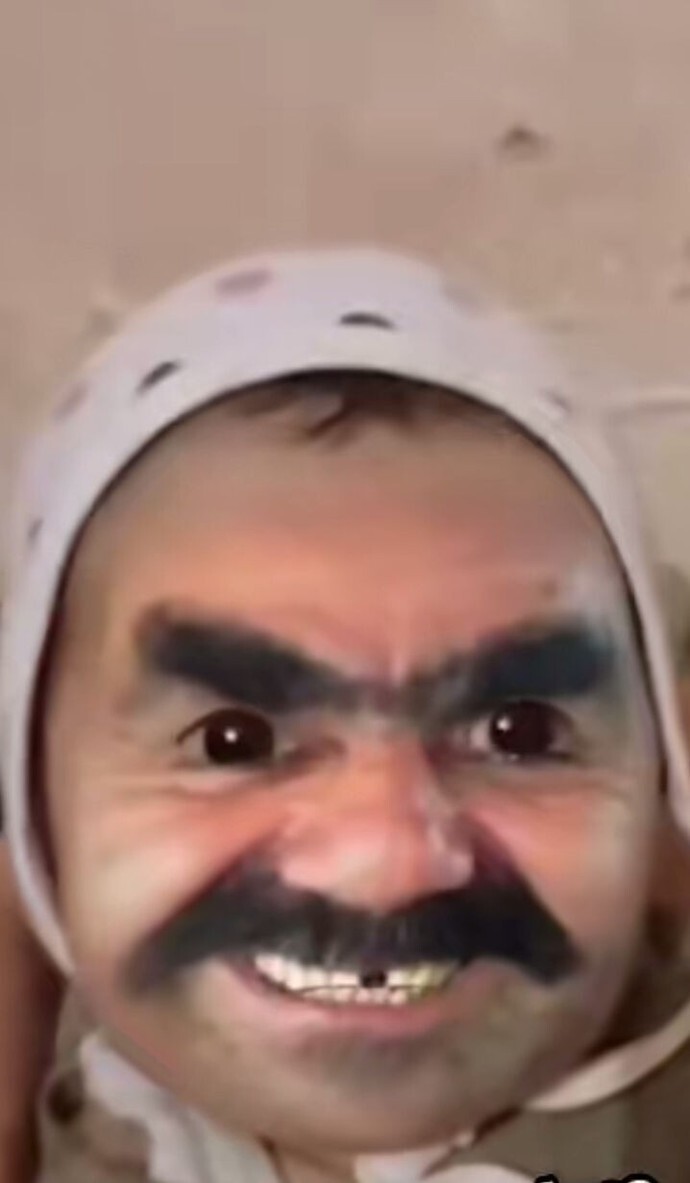 Yakışıklı erkekler yok mu, varsa foto atın bakalım kimler yakışıklıymış?