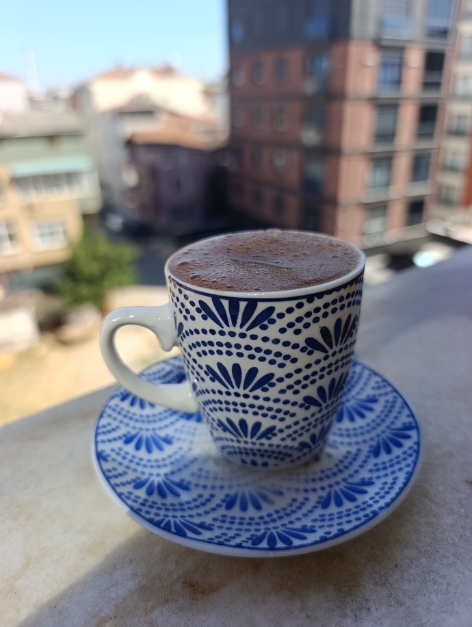 ☕😀