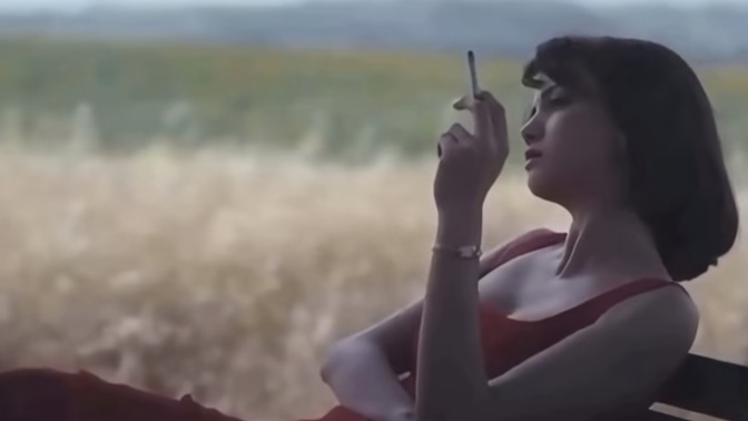 Yıllar sonra bir anda aklınıza gelen anılar, size daha çok hangi duyguyu hissettirir?🥹🥰?