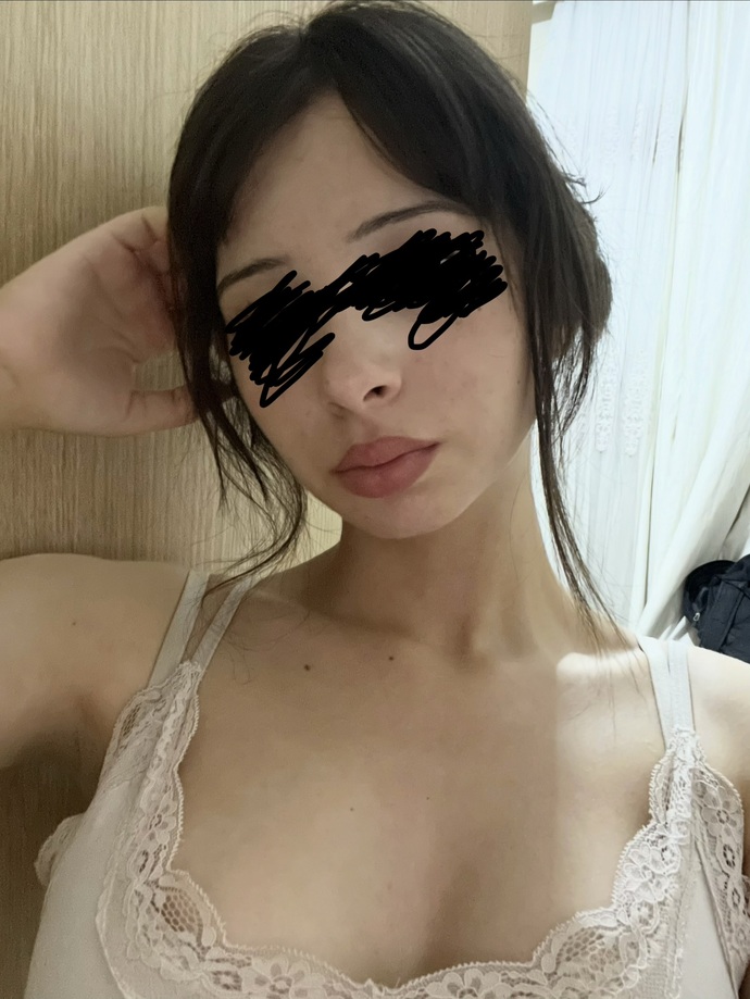 Fotoğrafa göre ten rengim ne hangi takı rengi gerdanıma daha çok yakışır?