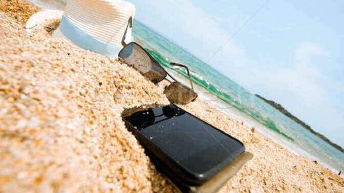 Tatilde telefonu tamamen kapatabilir misiniz? Evet mi hayır mı neden?