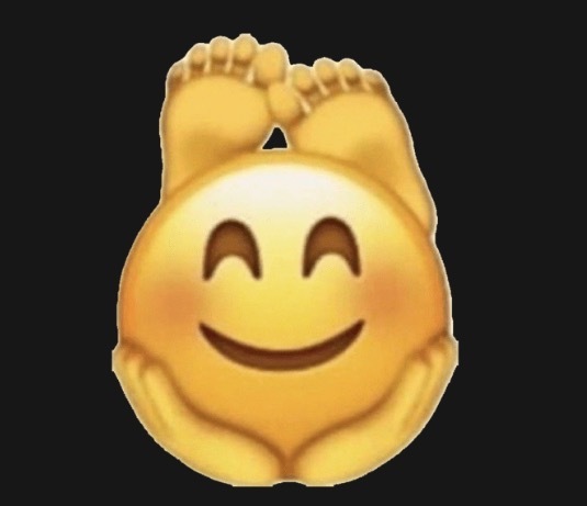 Bana bu sticker a benziuorsun dedi iki kisi ne anlama geliyor bu sticker whatsappta?