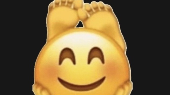 Bana bu sticker a benziuorsun dedi iki kisi ne anlama geliyor bu sticker whatsappta?