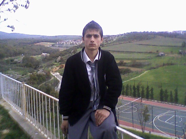 Elleriniz uzun parmaklı mı yoksa küçük ve tombul mu, sizinki hangisine benziyor?