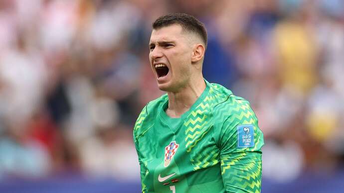 Livakovic Barselonada! Sizce yıldız kaleci Barçada başarılı olabilir mi?