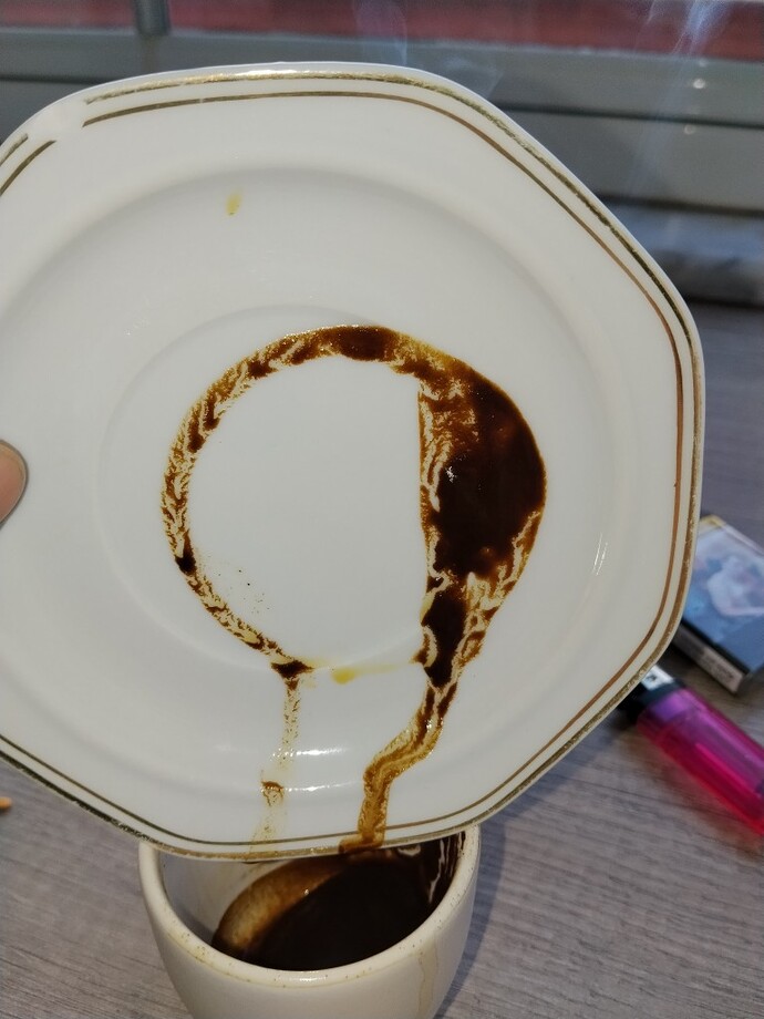 Fotoğraftan kahve falı bakabilen var mı, ücretsiz bakan olur mu?
