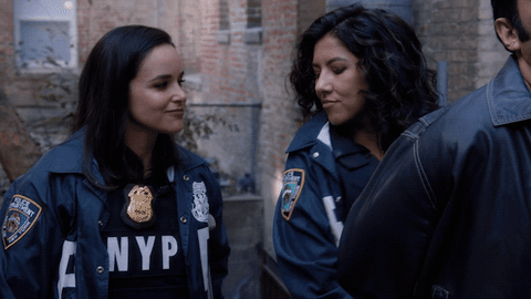 İlk buluşmada nasıl selamlaşırsın?