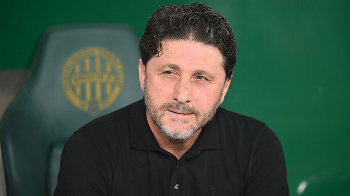 Trabzonspor teknik direktörü Fatih Tekke istifa etti! Ne düşünüyorsunuz?