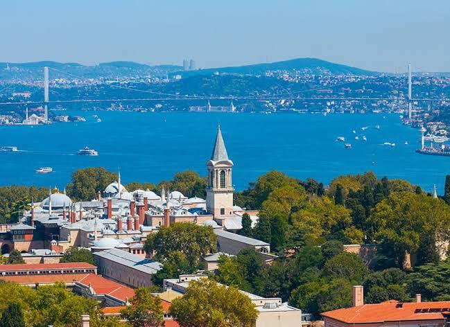 İstanbula gitsen nereleri gezmek görmek lazım?