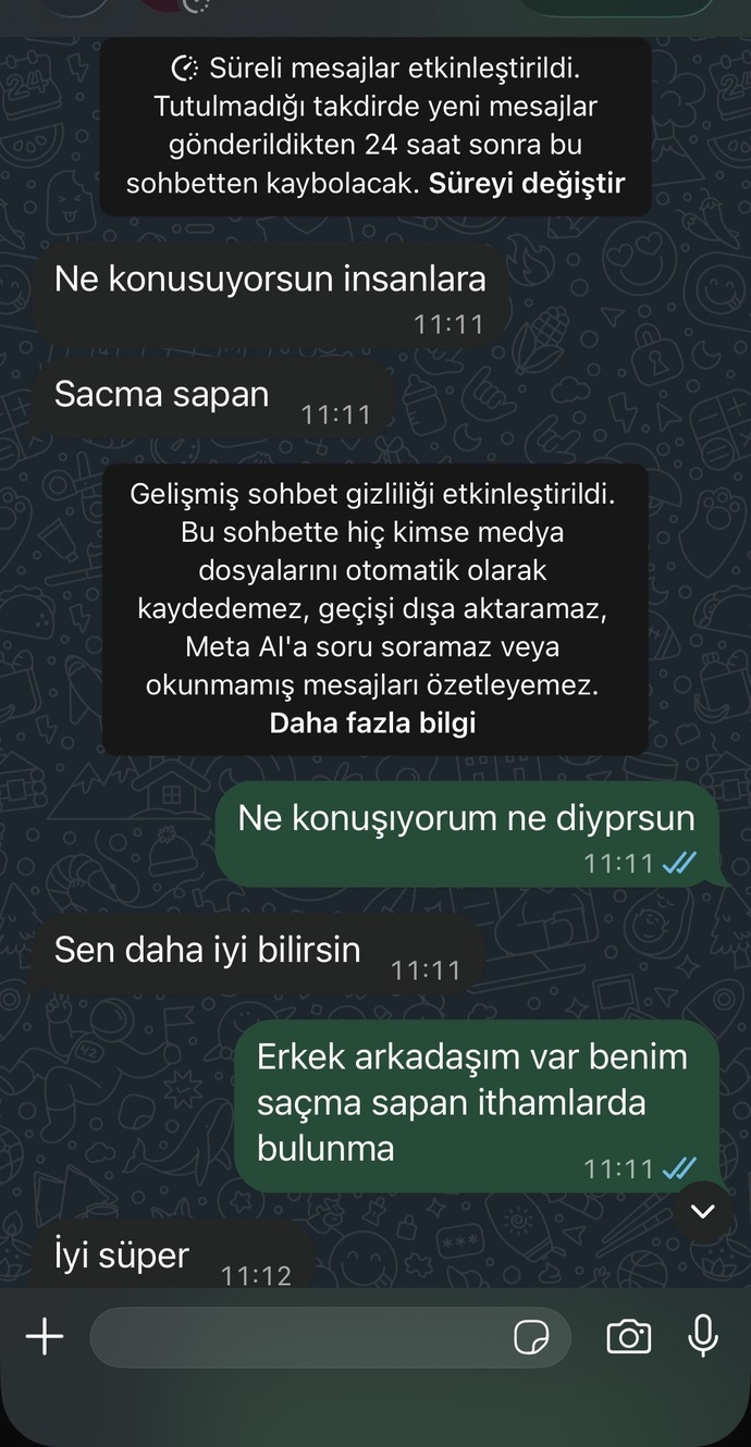 Eski sevgilim benimle uğraşmaya geldi sabahın köründe yazmış sizce kudurmuş mudur?