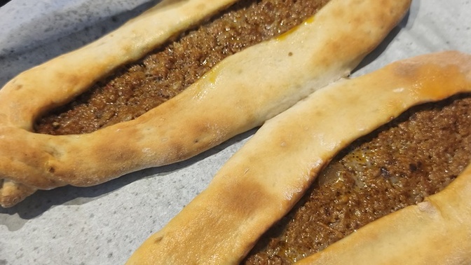 Neyli pide seversin, mutfağa girip saatlerce uğraşmayı da sever misin?