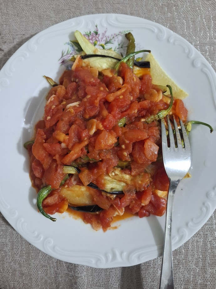 Gece gece karışık kızartma yenir mi?