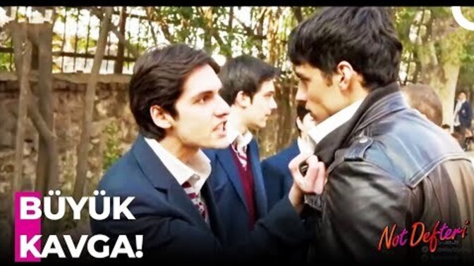 Okul zamanında siz de böyle kavga ettiğiniz oldu mu, lisede neler yaşadınız?