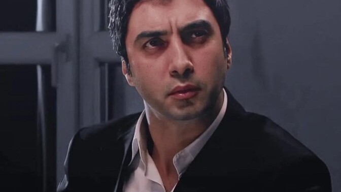 Ben Polat'a aşık oldum şimdi izliyorum niye böyle oldu la?