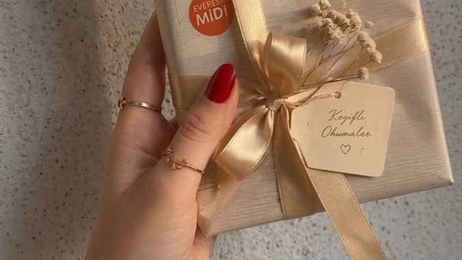 İlk defa gittiğin bir eve eli boş gitmemek misafirliğin inceliklerinden biridir. Peki, sen bu ayrıntıyı önemser misin?