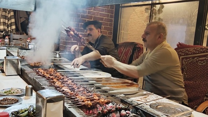 İlk buluşmada kebap yenilir mi?