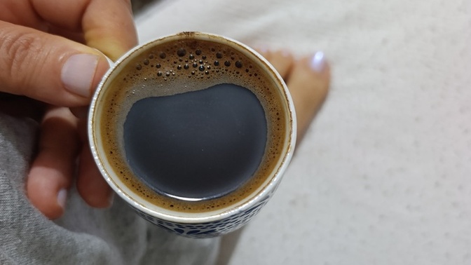 Başım çok ağrıyor birinize satsam olur mu?
