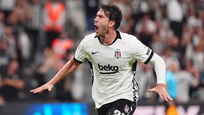 Dušan Vlahović Süper Ligde ilk 11 başladığı ilk maçta hat-trick yaptı! Ne düşünüyorsunuz?