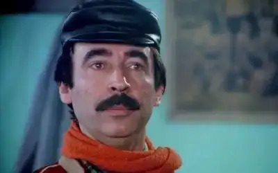 İnsanlar seni özlediği için mi yazar, yoksa canı sıkıldığı için mi?