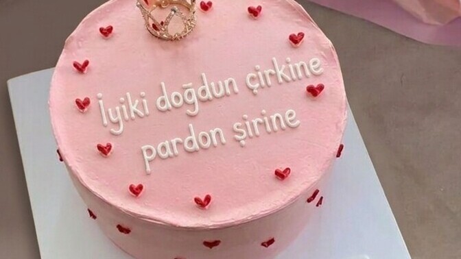 Bugün benim doğum günüm doğum günlerinizi kutlar mısınız 😅?