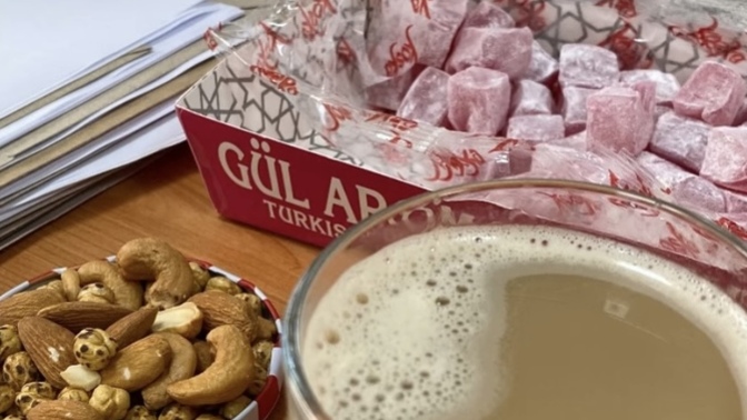 Bugün göreve başlamamın 9. yıl dönümü...🥳🤩🌸? Sizde durumlar nedir?