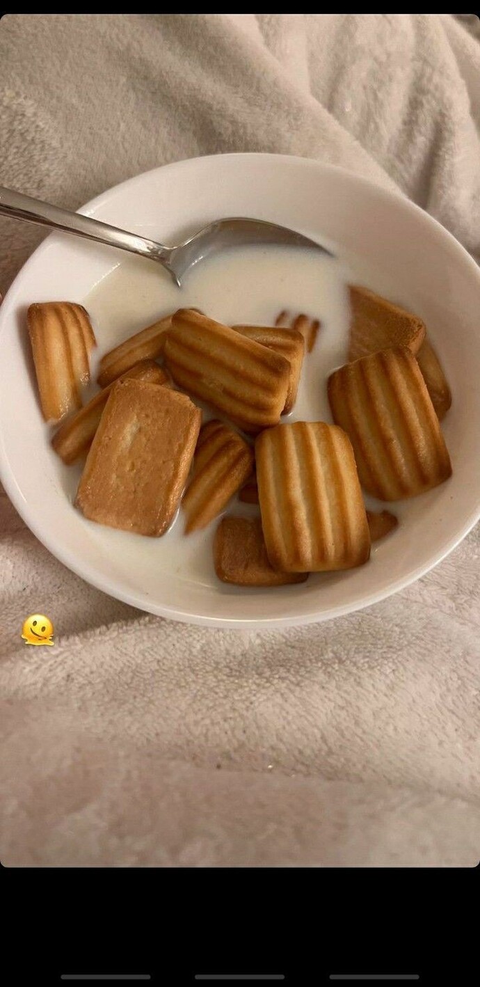Bebe bisküvisi yer misiniz?