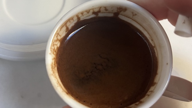 Kim sabah kahvesi içmek ister?