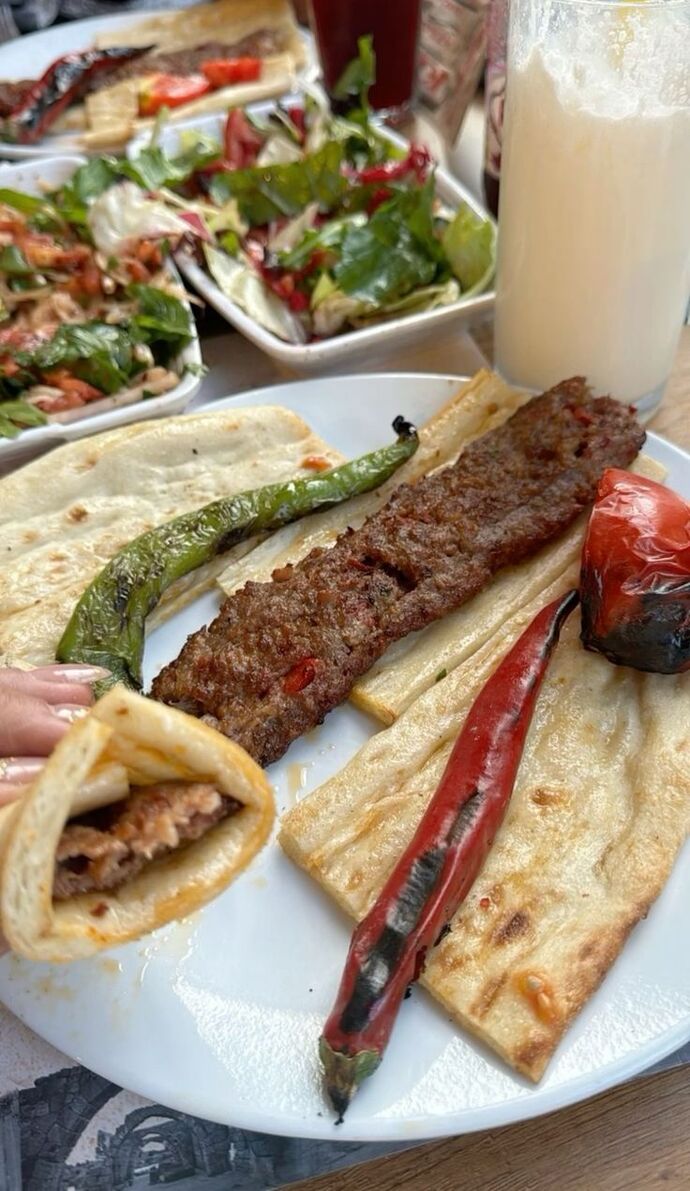 Tek bir yemek seçmek zorunda olsan hangisini seçerdin?