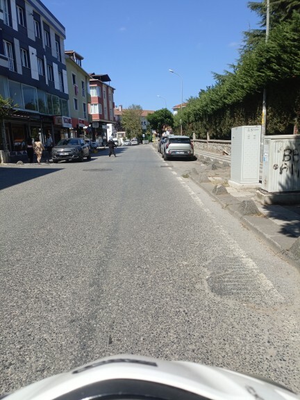 Kuyruğu dik tuttuğunuzu yakınınız dışındakiler anlayabilir mi?