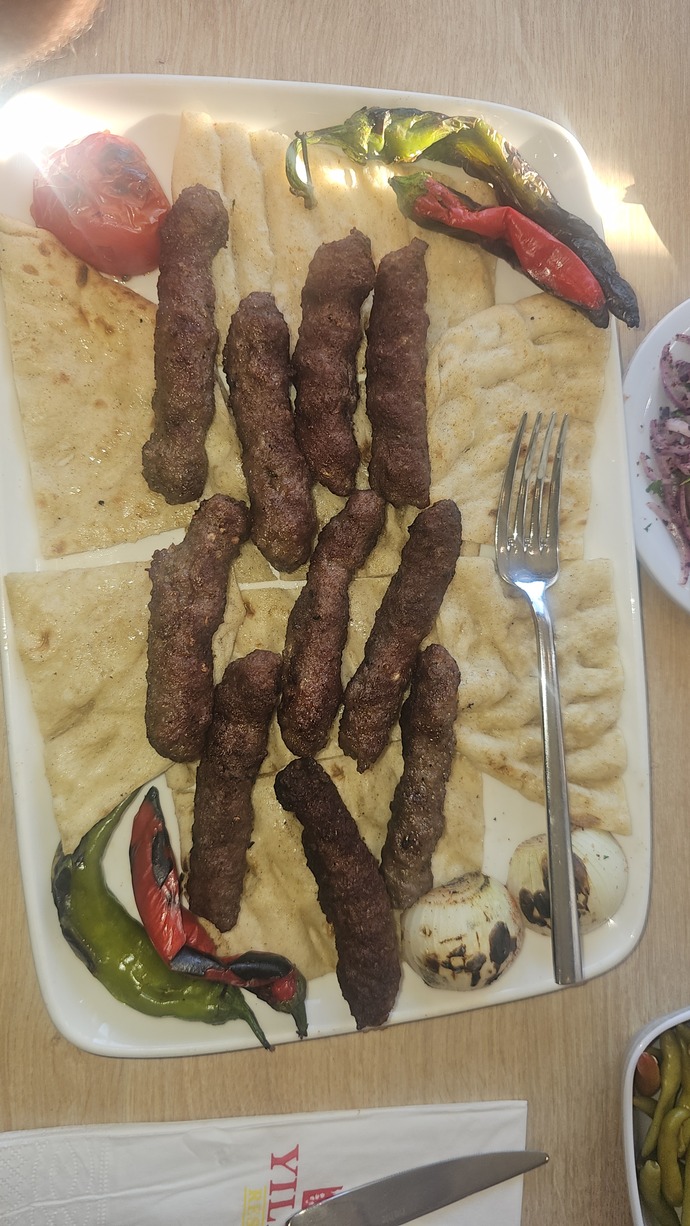İnegöl köfte sever misin?
