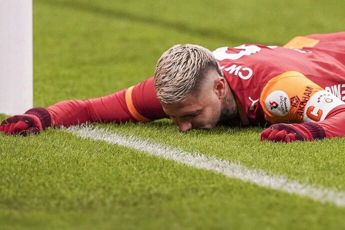 Mauro İcardi Futbolu Bırakıyor! Ne Düşünüyorsunuz?