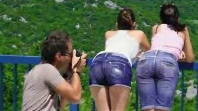 Tek bir kişiyle flört edebilen erkek kaldı mı yoksa hepsi ağzı açık ayran budalası mı?