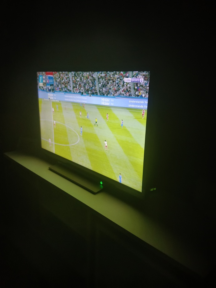 55 inç 4K TV mi 65 inç 4K TV mi, maç ve oyun atmosferinde gerçekten büyük fark var mı?