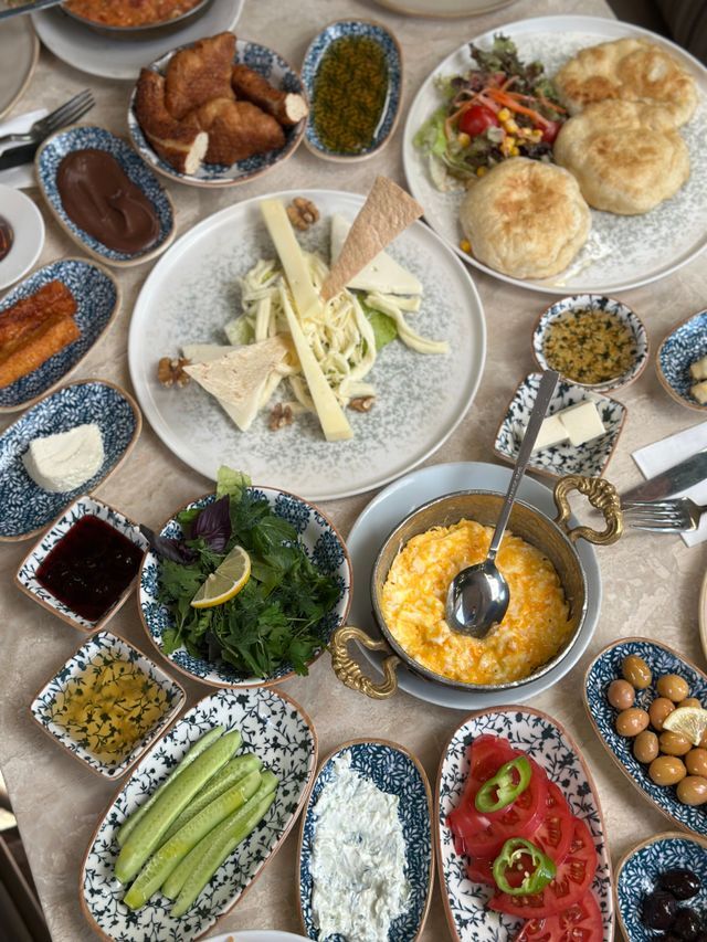 Güne başlarken sağlıklı kahvaltıda ne yemeyi tercih edersiniz?