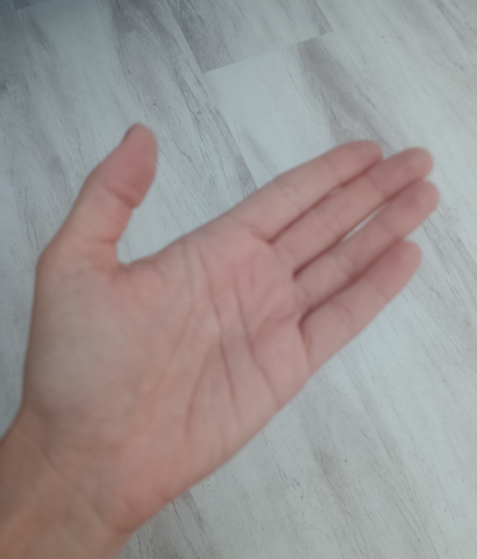 Bu el kaç yaşındadır?